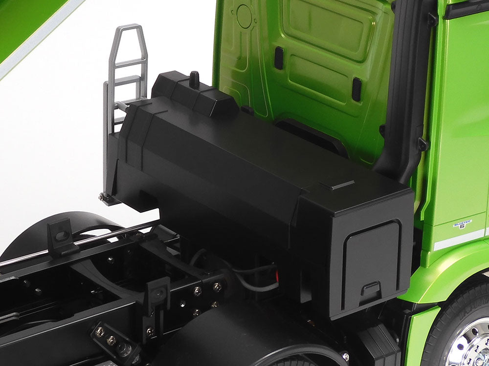 Tamiya 1/14 SCALE R/C MERCEDES-BENZ AROCS 4151 8x4 TIPPER TRUCK (CANDY GREEN EDITION)#47523