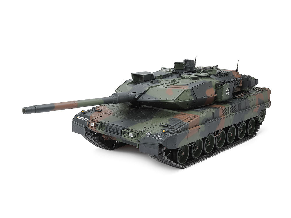 Tamiya 1/16 R/C German Main Battle Tank Leopard 2 A7V Full-Option Kit 56047
