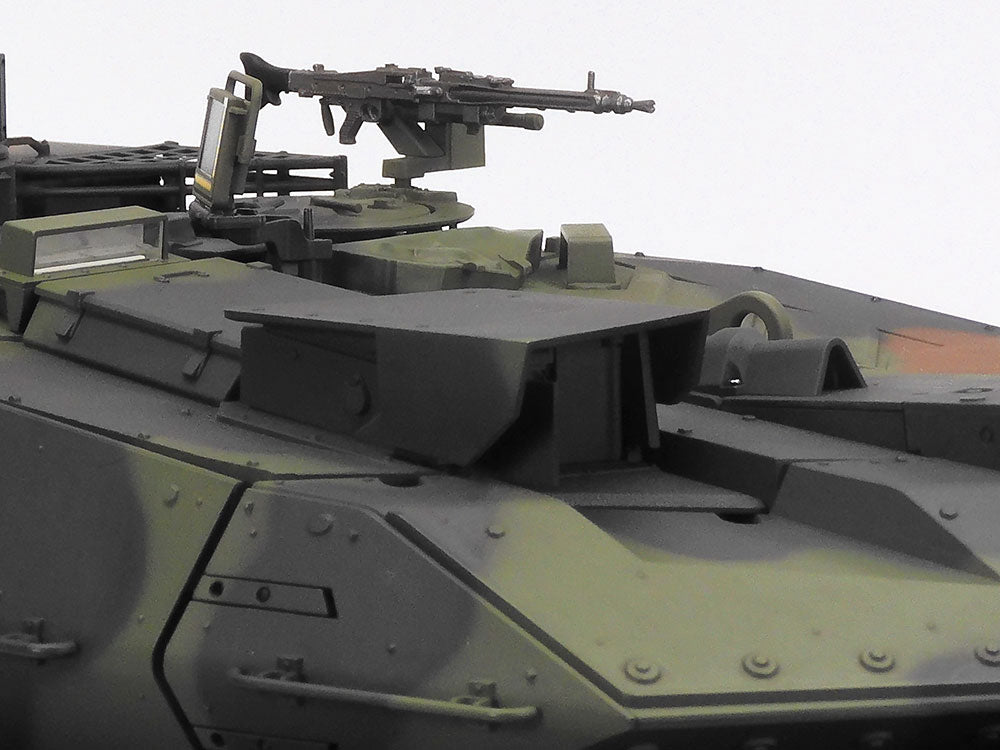 Tamiya 1/16 R/C German Main Battle Tank Leopard 2 A7V Full-Option Kit 56047